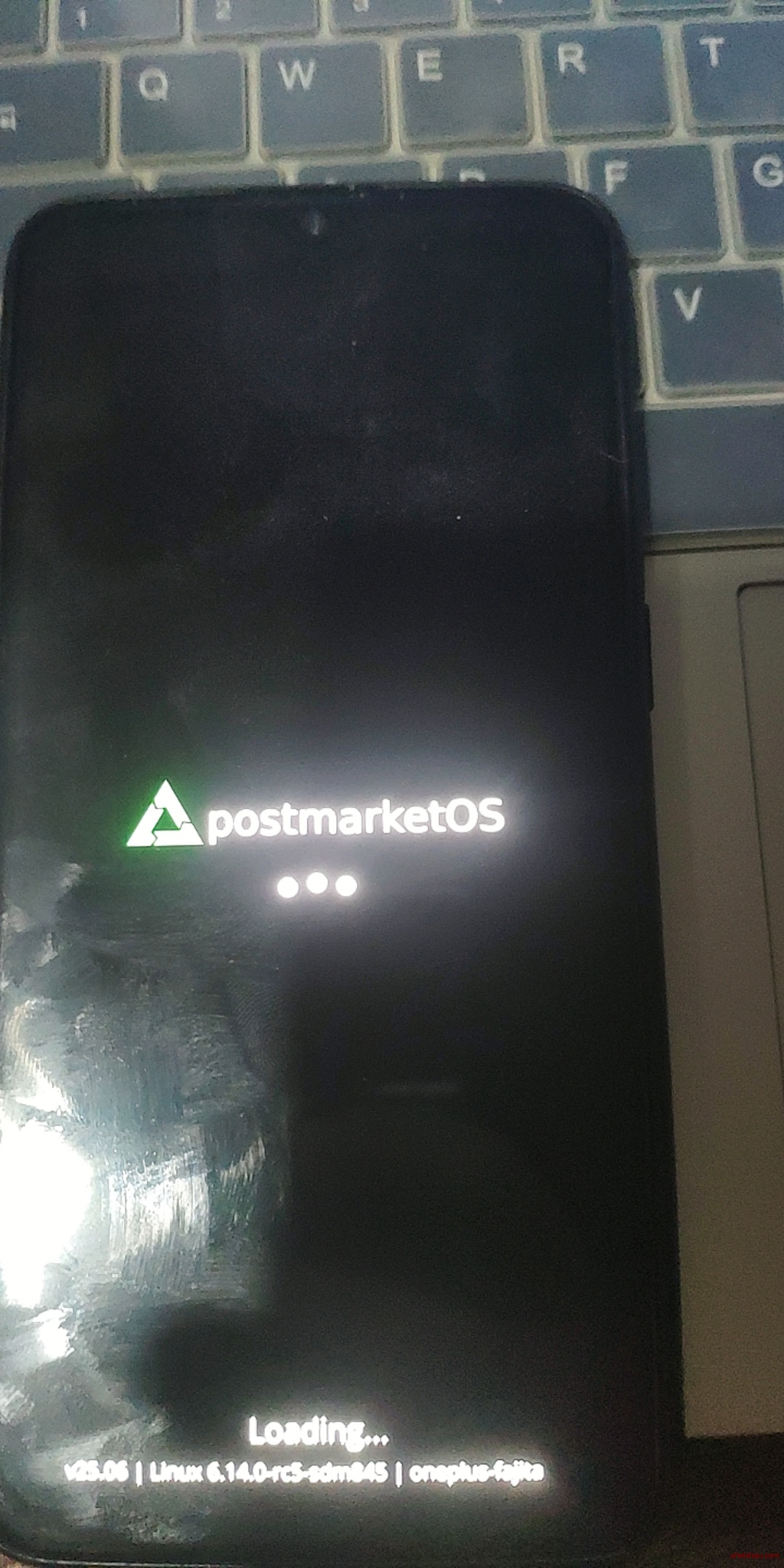 对于sdm845刷postmarketos的手机,可以试试这个来解决命令关机进高通CrashDump模式的问题-赵志强的博客